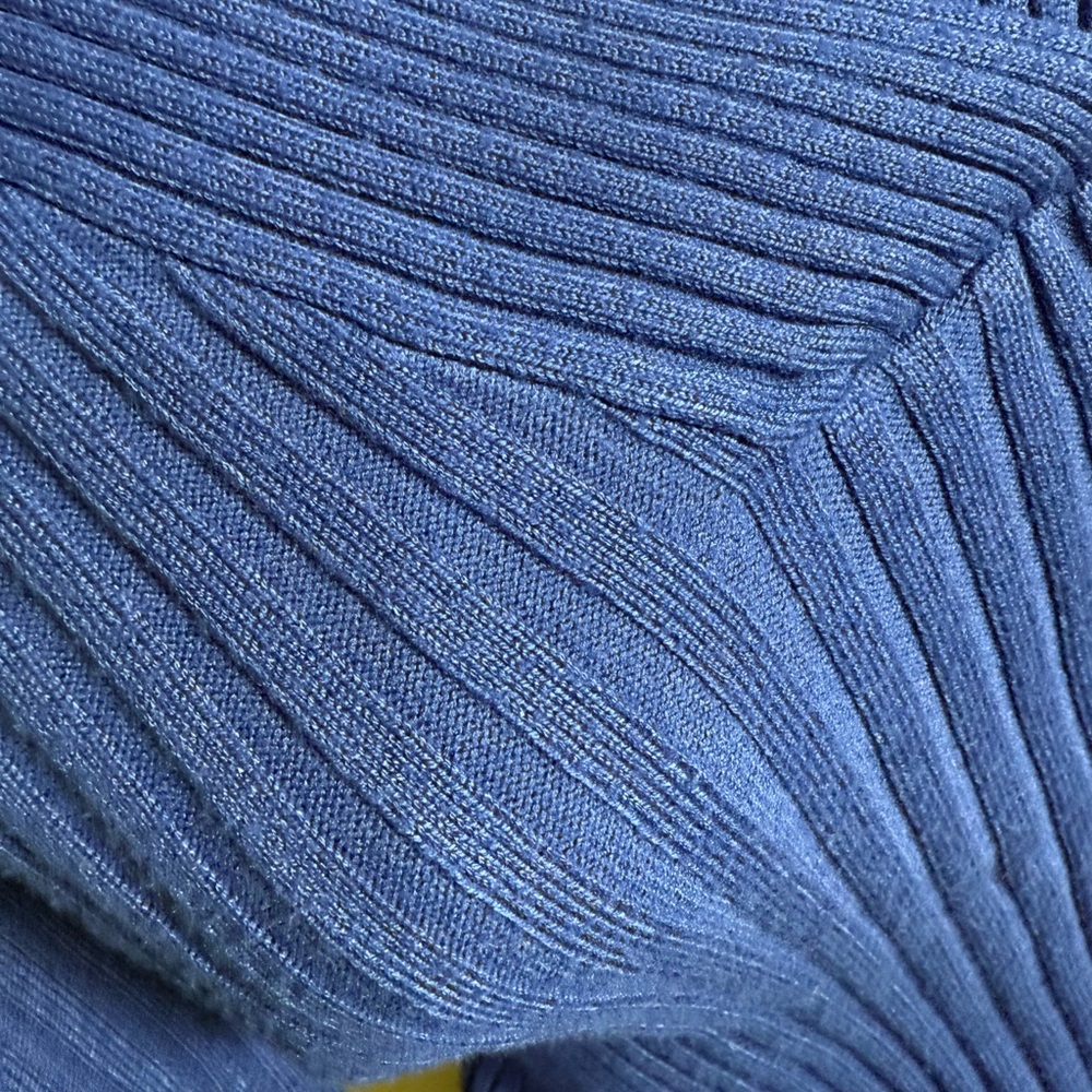 Grace Royal Blue V-Neck Ribbed Sweater - Picture 2 of 3